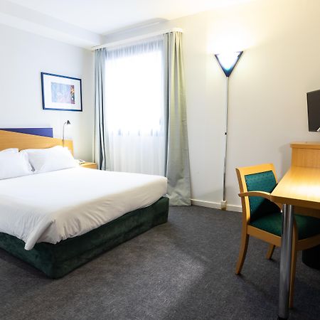 Holiday Inn Express Arras, An Ihg Hotel Εξωτερικό φωτογραφία