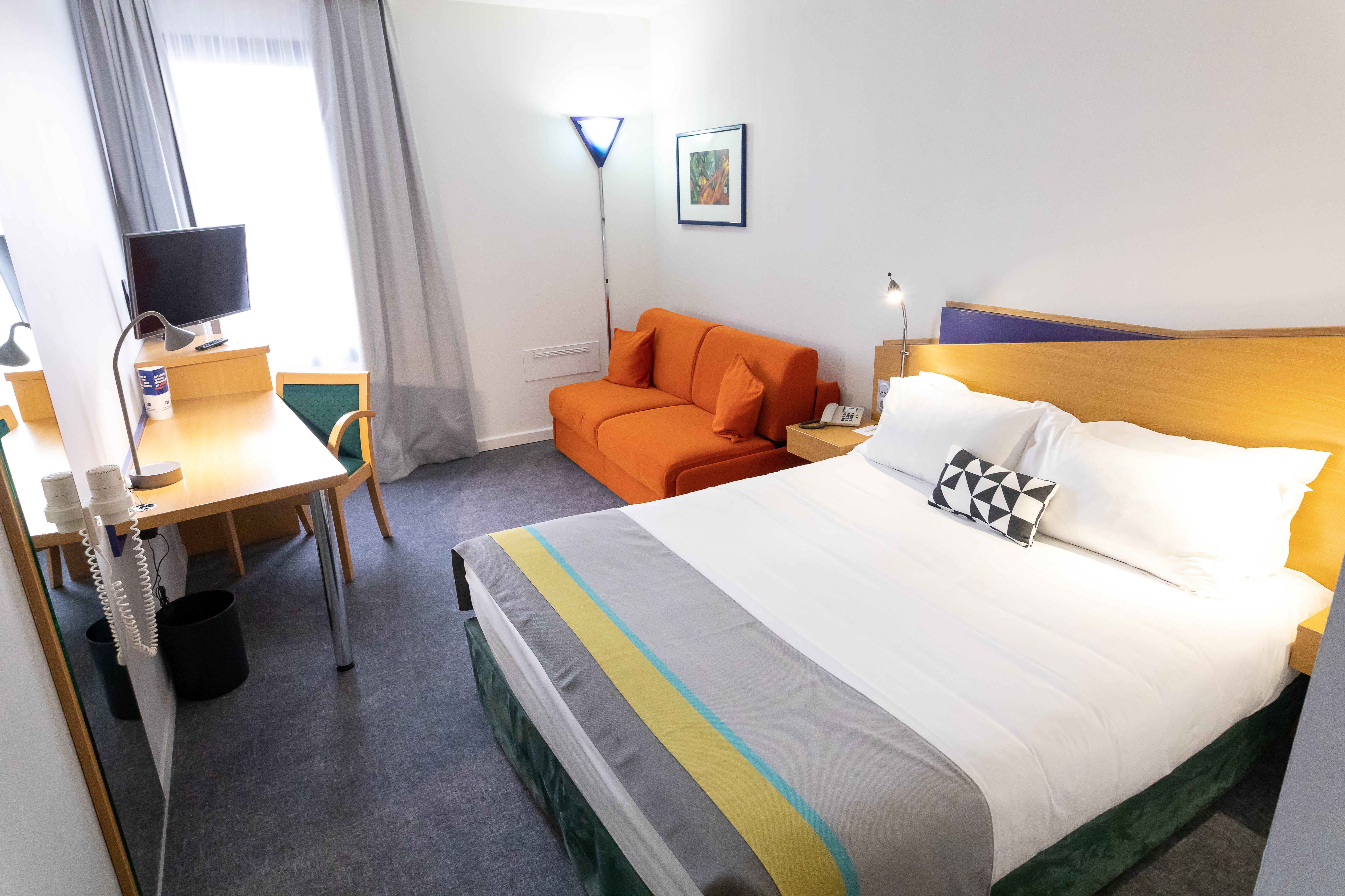 Holiday Inn Express Arras, An Ihg Hotel Εξωτερικό φωτογραφία