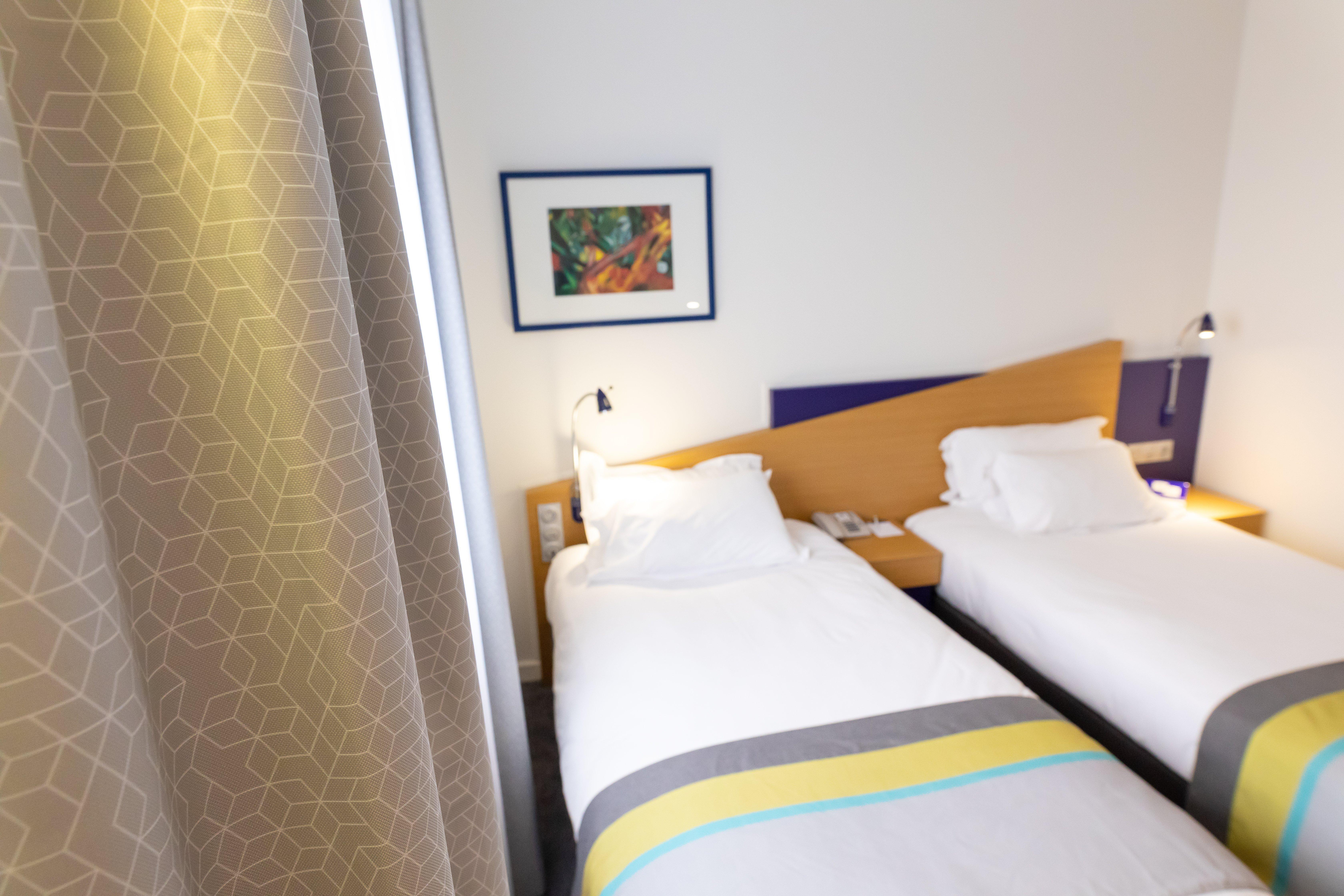 Holiday Inn Express Arras By Ihg Εξωτερικό φωτογραφία