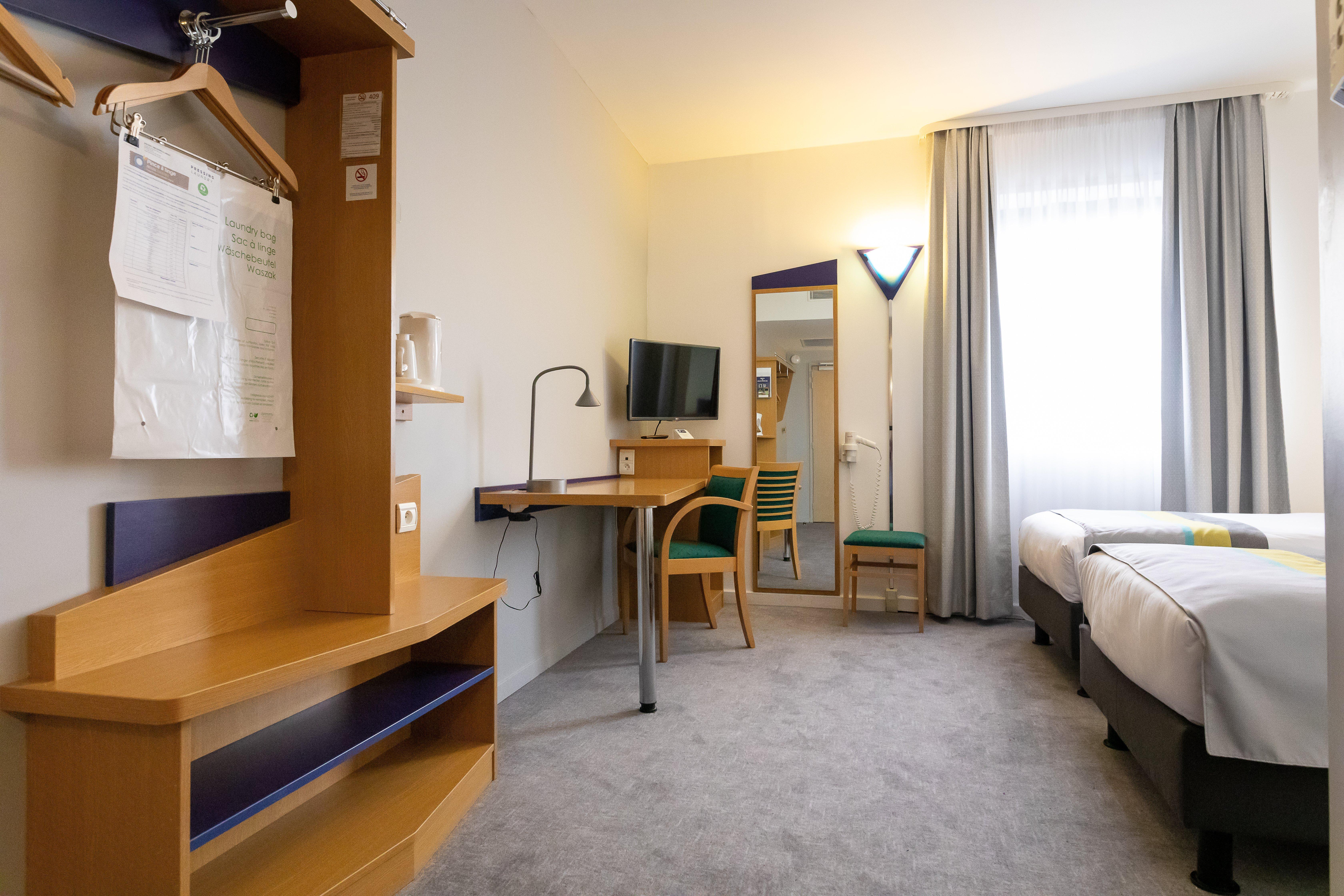 Holiday Inn Express Arras, An Ihg Hotel Εξωτερικό φωτογραφία