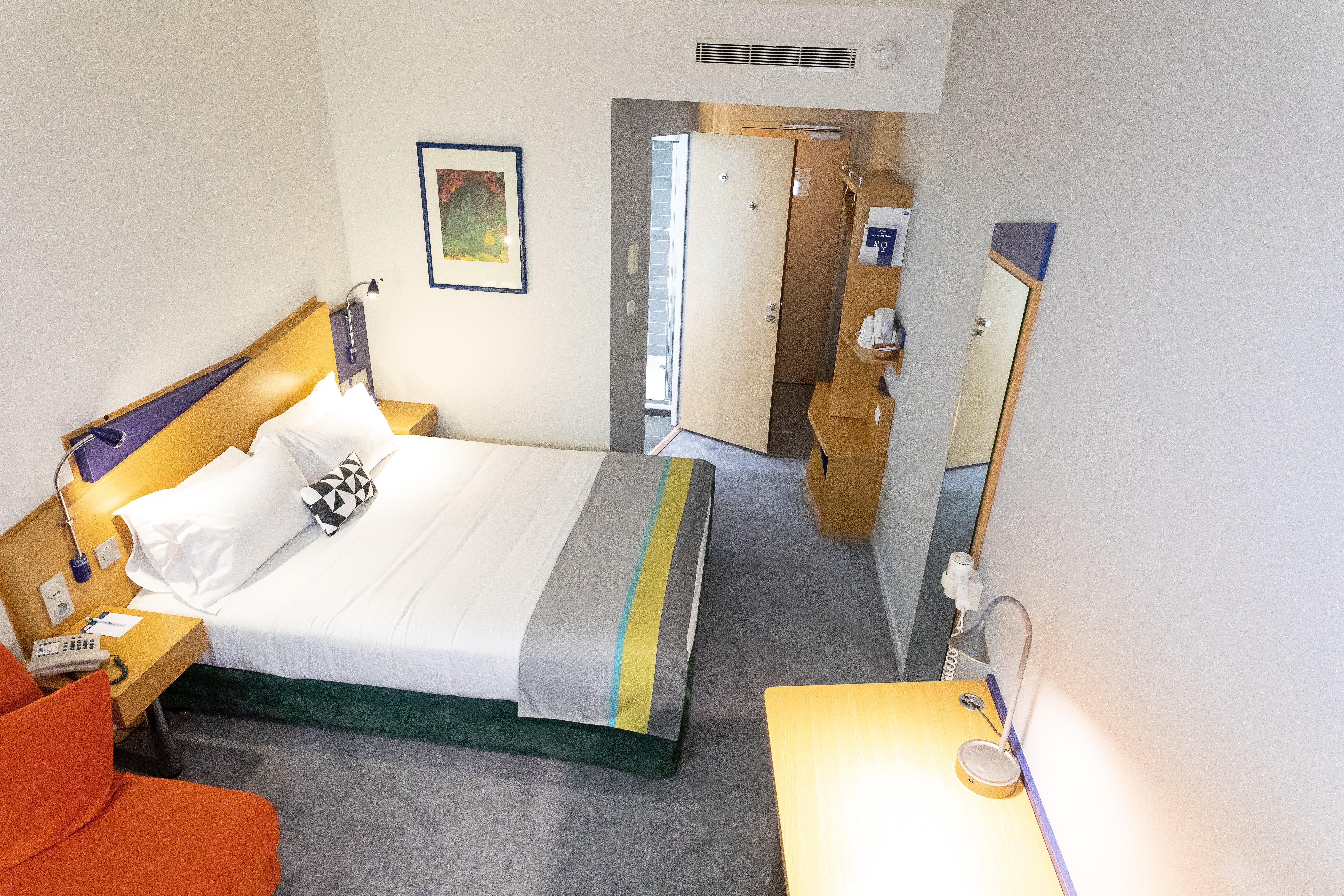 Holiday Inn Express Arras By Ihg Εξωτερικό φωτογραφία